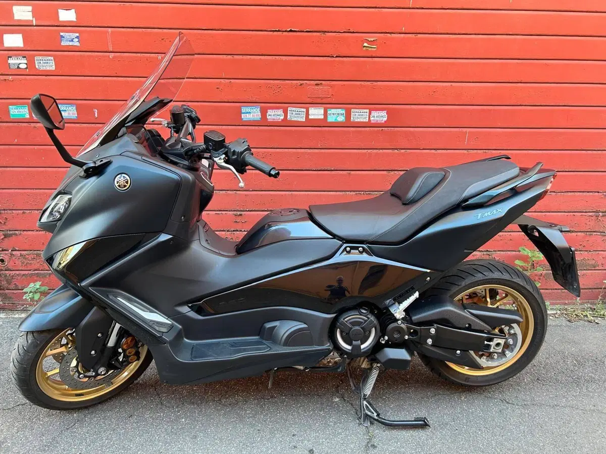 Yamaha T-Max 560 Tech Max (2022 - 24) (4)