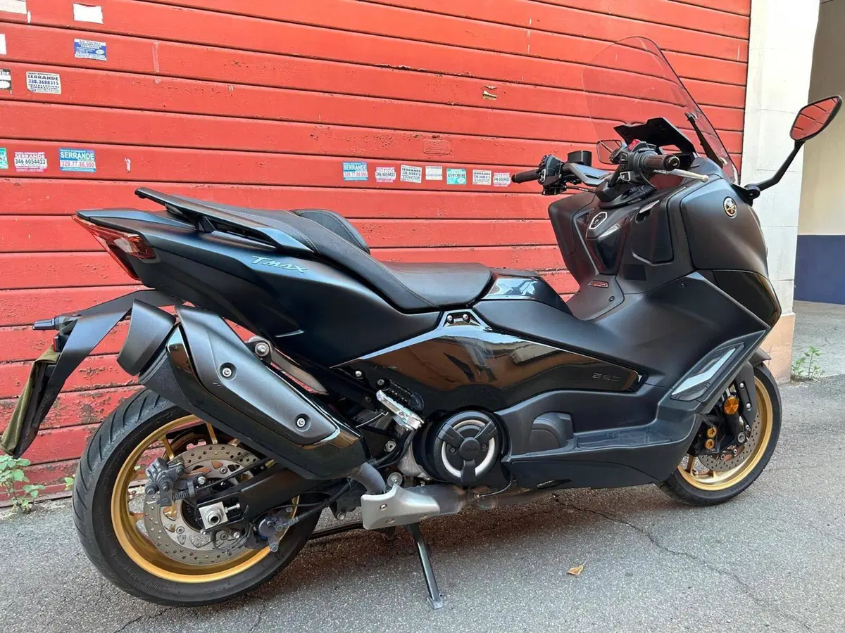 Yamaha T-Max 560 Tech Max (2022 - 24) (6)