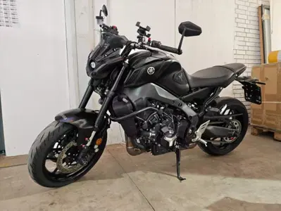 Yamaha MT-09 (2021 - 23) usata