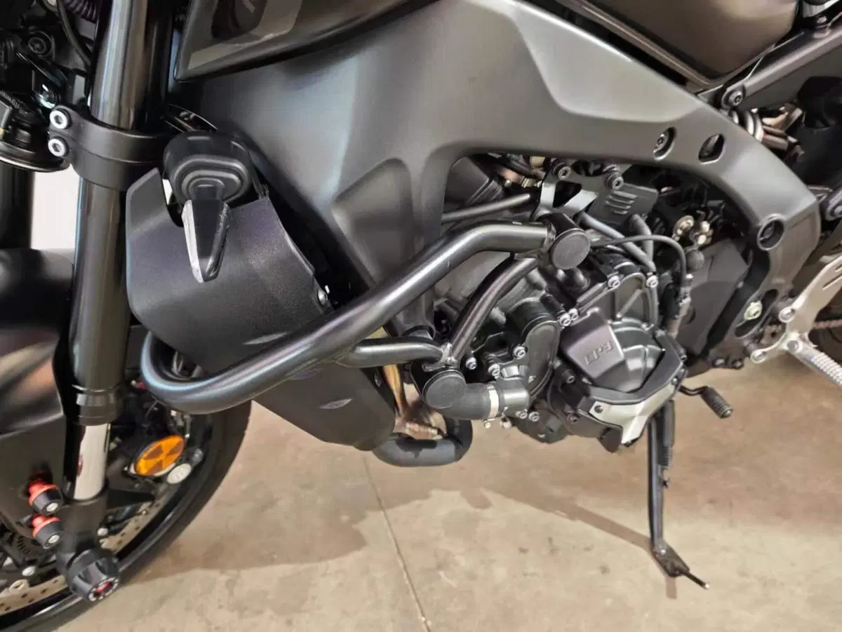 Yamaha MT-09 (2021 - 23) (2)