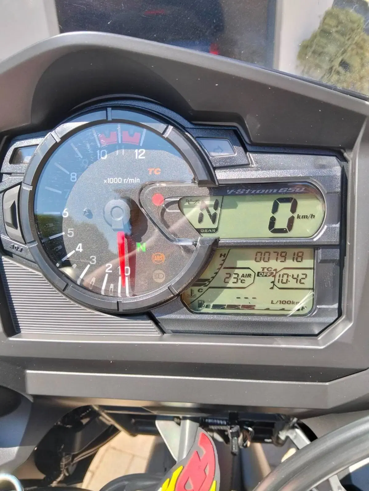 Suzuki V-Strom 650 (2021 - 25) (5)