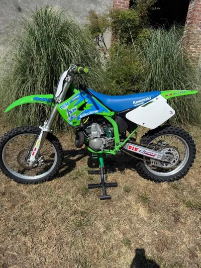 Kawasaki KX250 (1994 - 01) usata