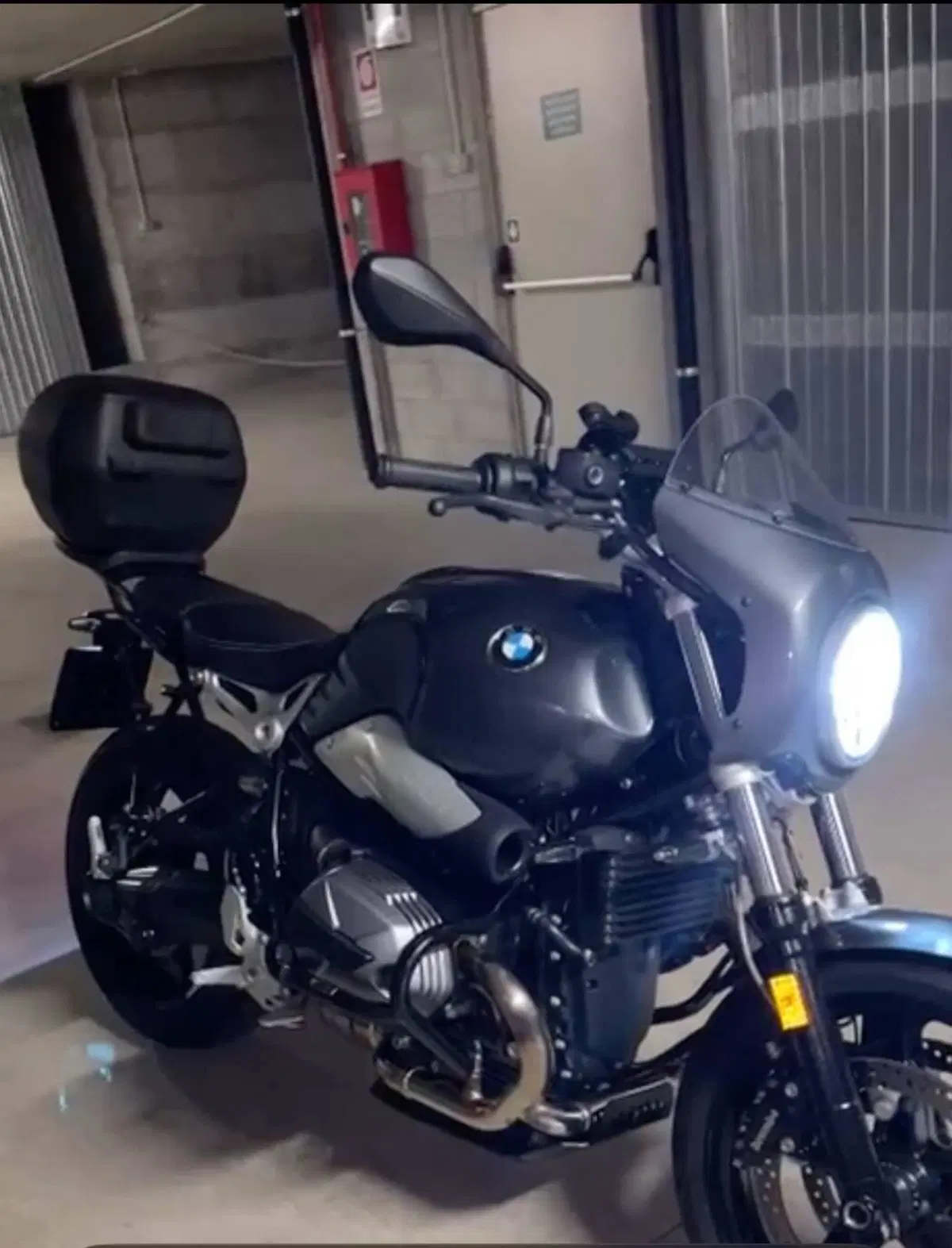 Bmw R nineT Pure (2021 - 24) (7)