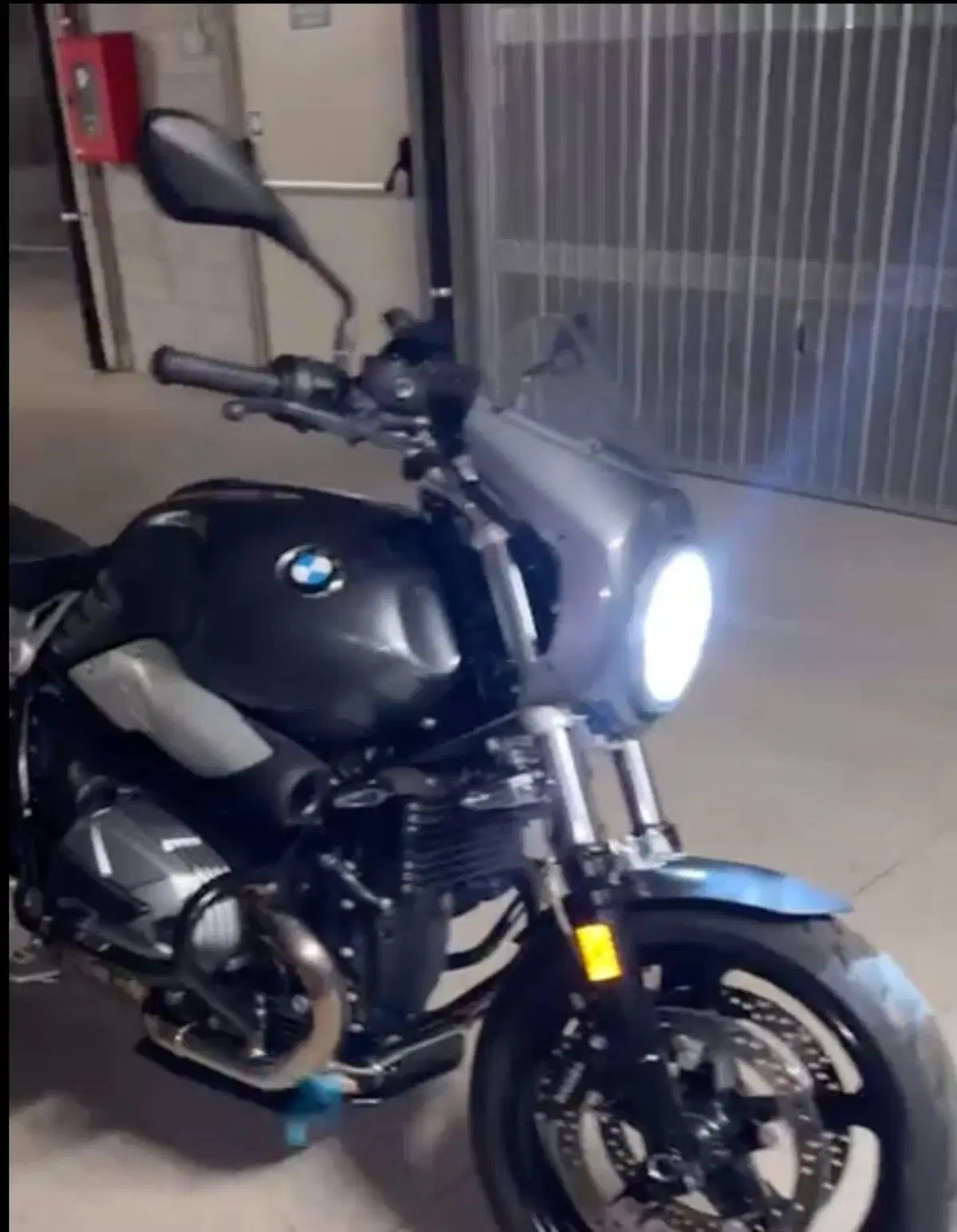 Bmw R nineT Pure (2021 - 24) (11)