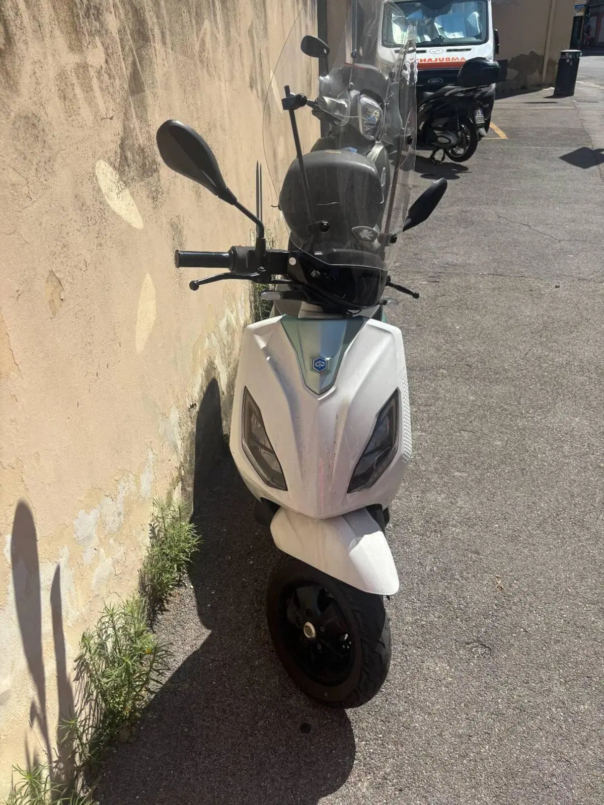 Piaggio 1 Active (2022 - 26) (3)