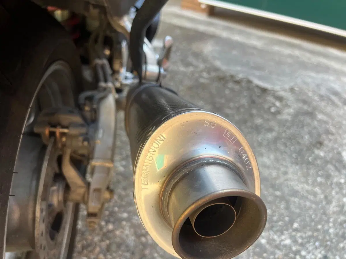 Honda CBR 1100 XX  (2001 - 06) (3)