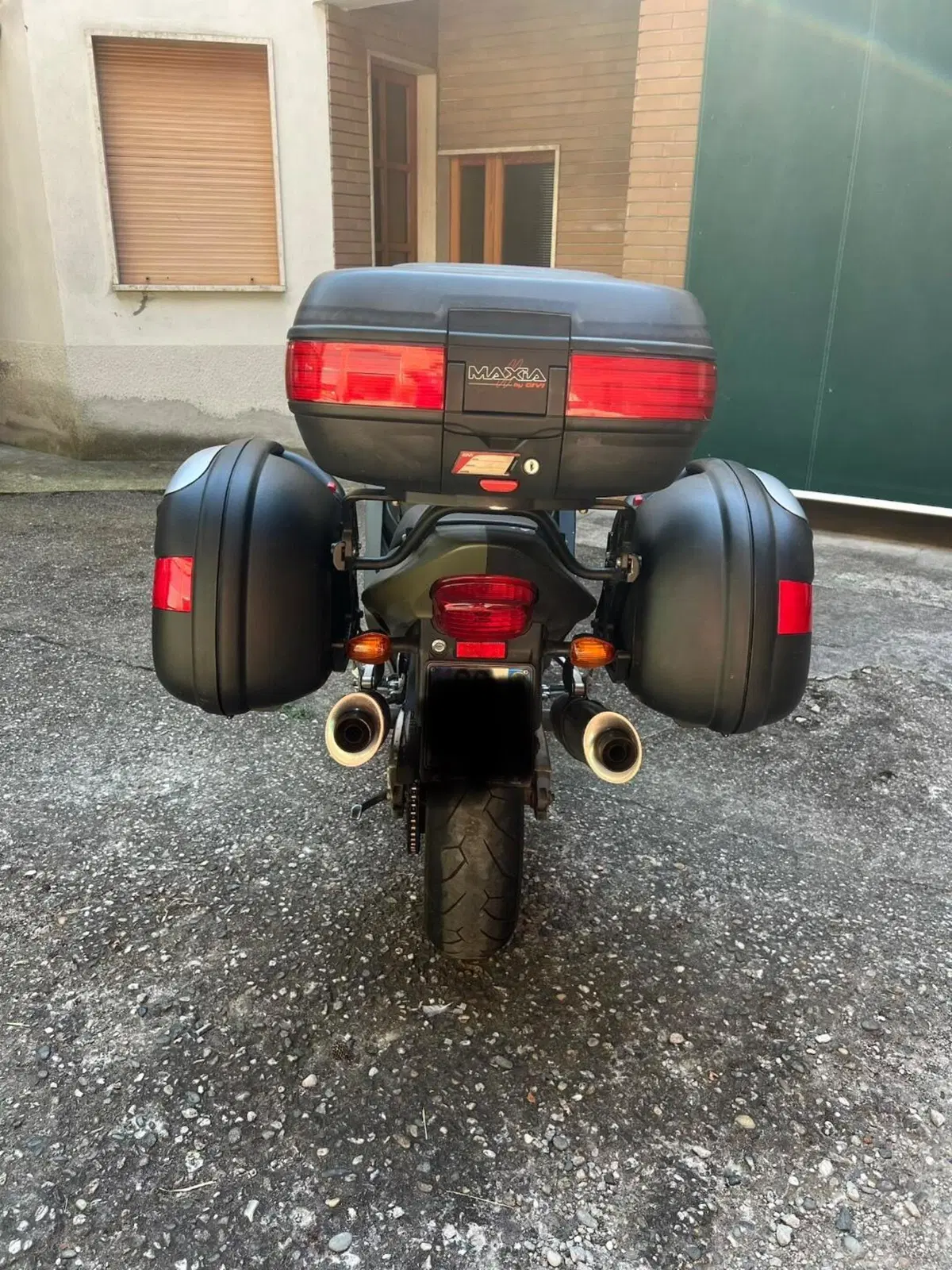 Honda CBR 1100 XX  (2001 - 06) (5)