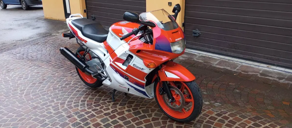 Honda CBR 600 F (19)