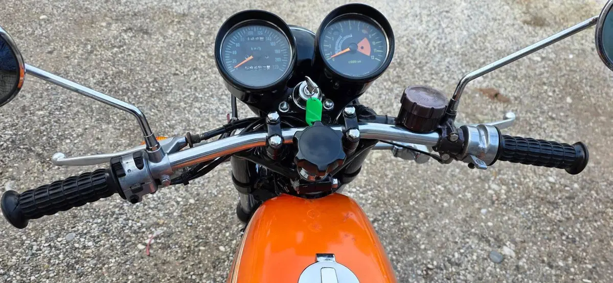 Kawasaki 500 H1 B (5)