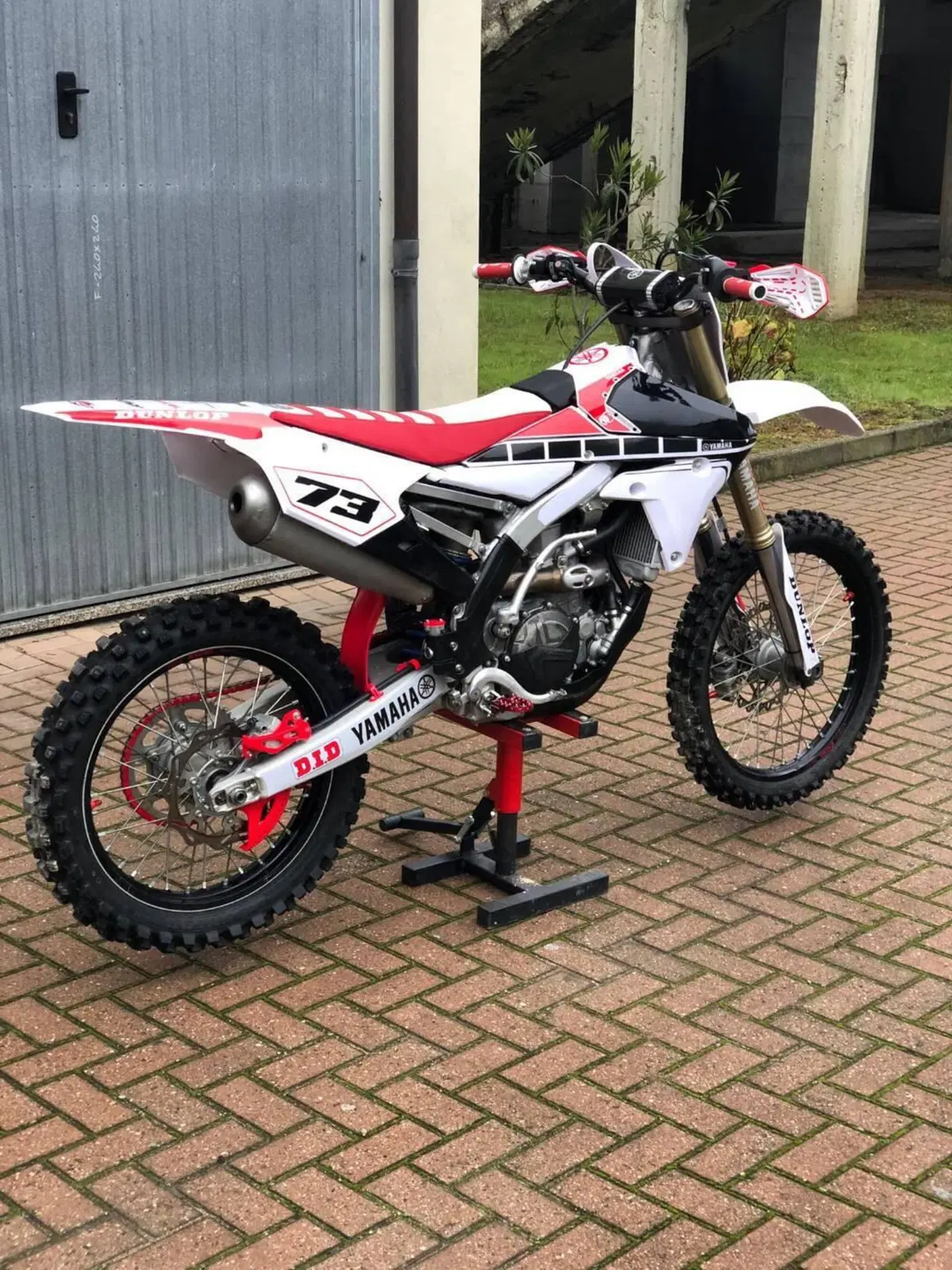 Yamaha YZ 450 F (2017) (2)