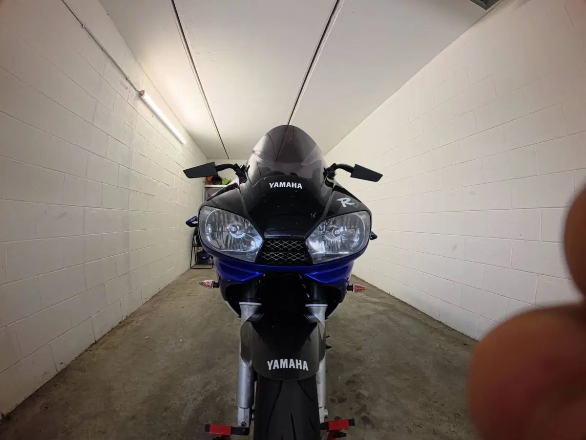 Yamaha YZF R6 (2001 - 02) (2)