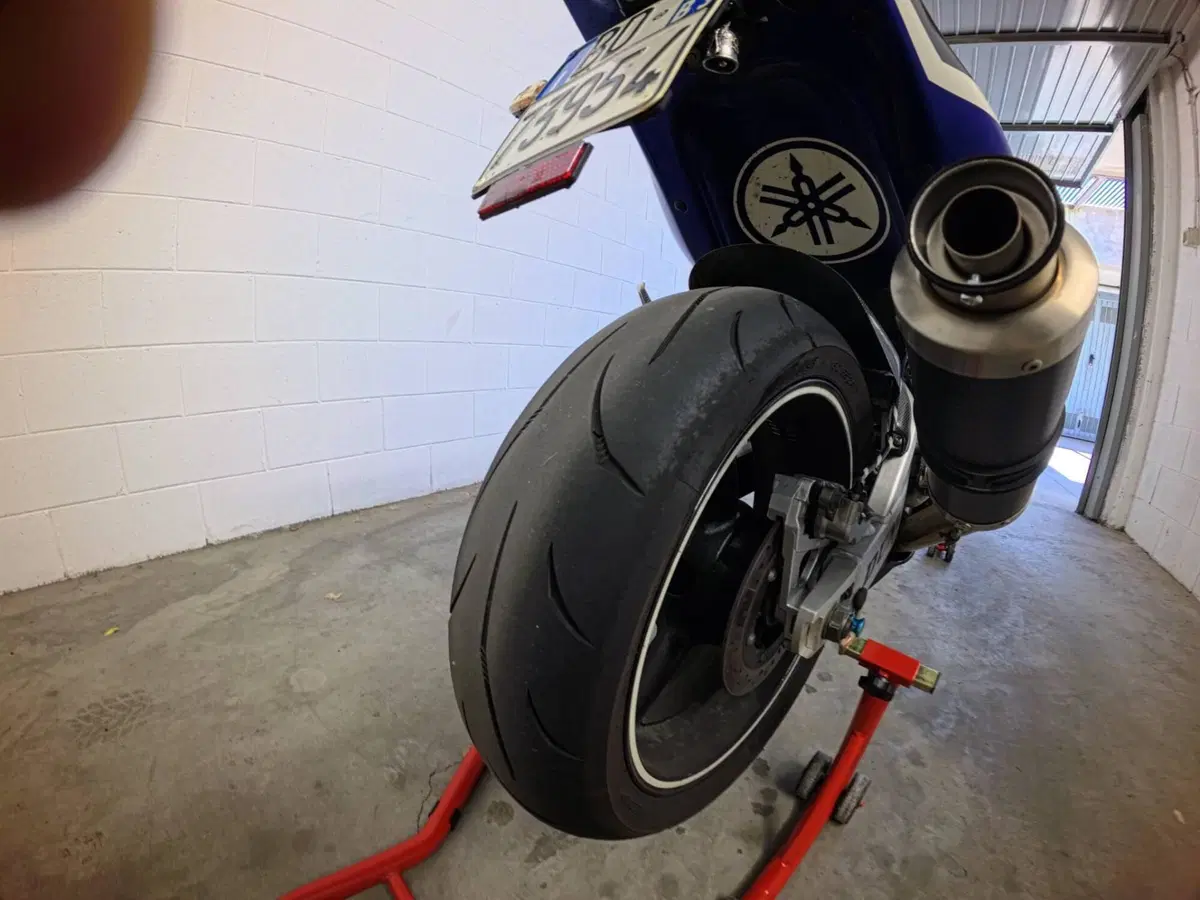 Yamaha YZF R6 (2001 - 02) (12)