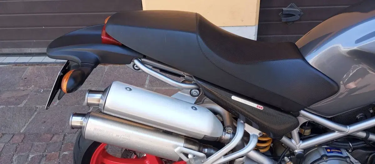 Ducati MONSTER S4R (9)