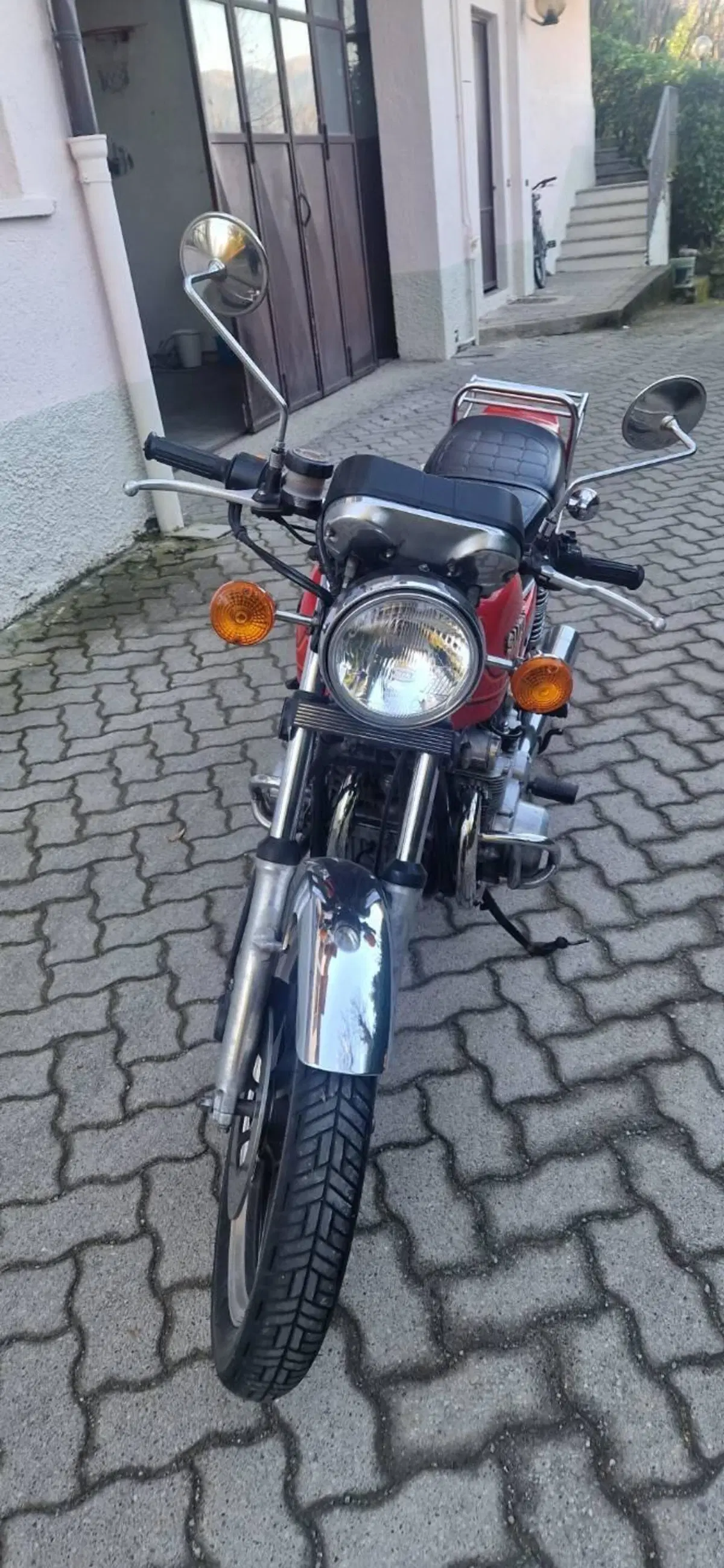 Suzuki gs 550 E (3)
