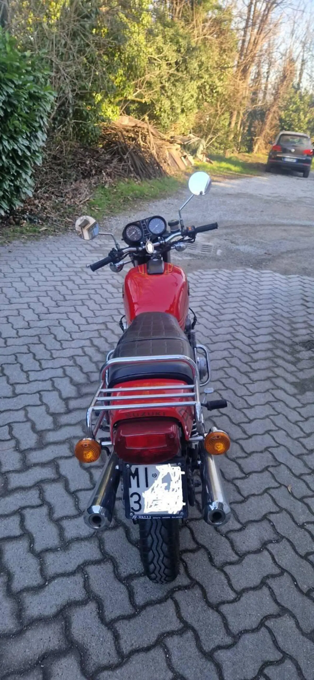 Suzuki gs 550 E (5)