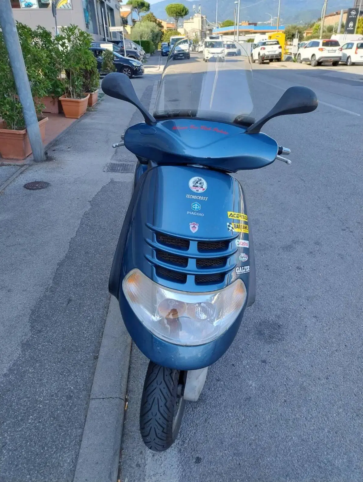 Piaggio Hexagon 250 GT (5)