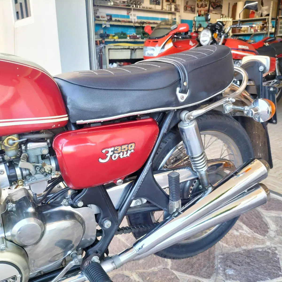 Honda Four 350 (10)