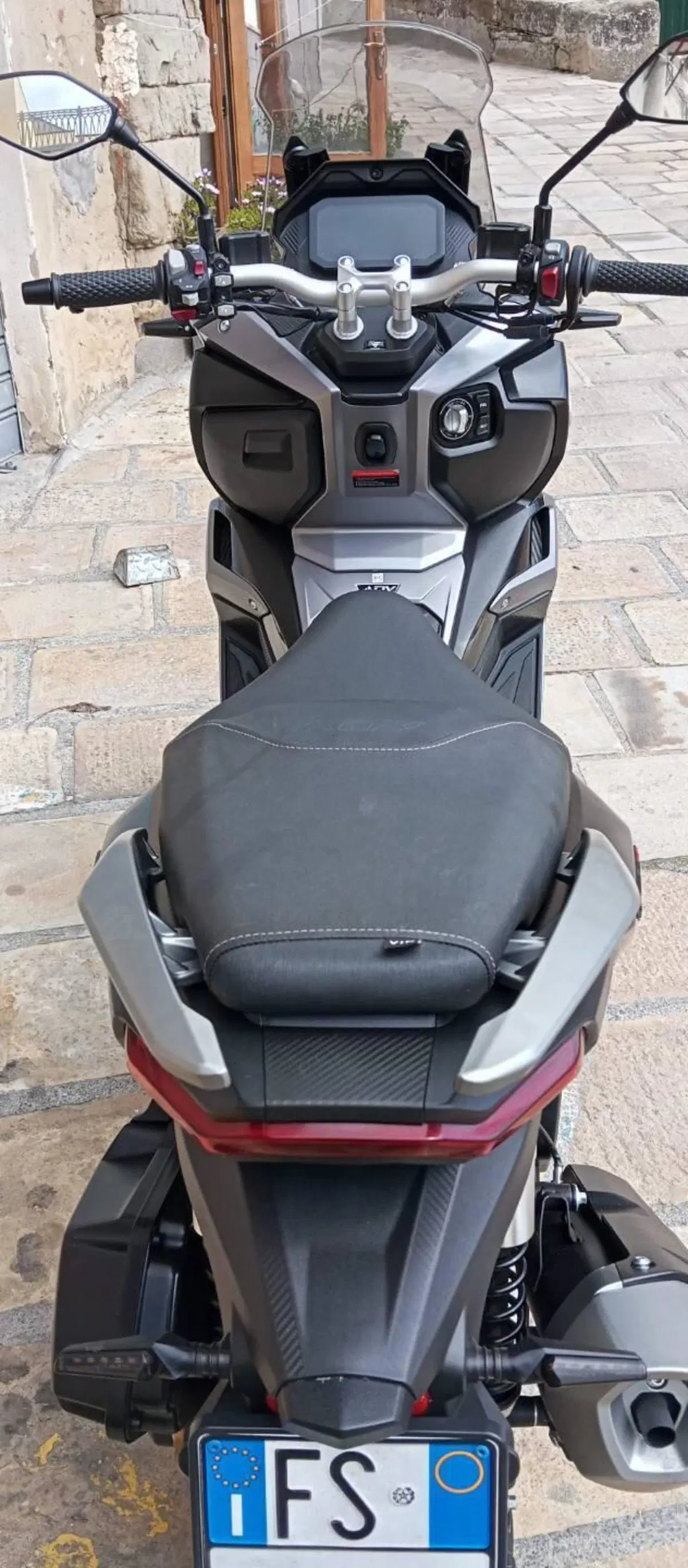 Voge Sfida SR1 ADV (2023 - 26) (2)