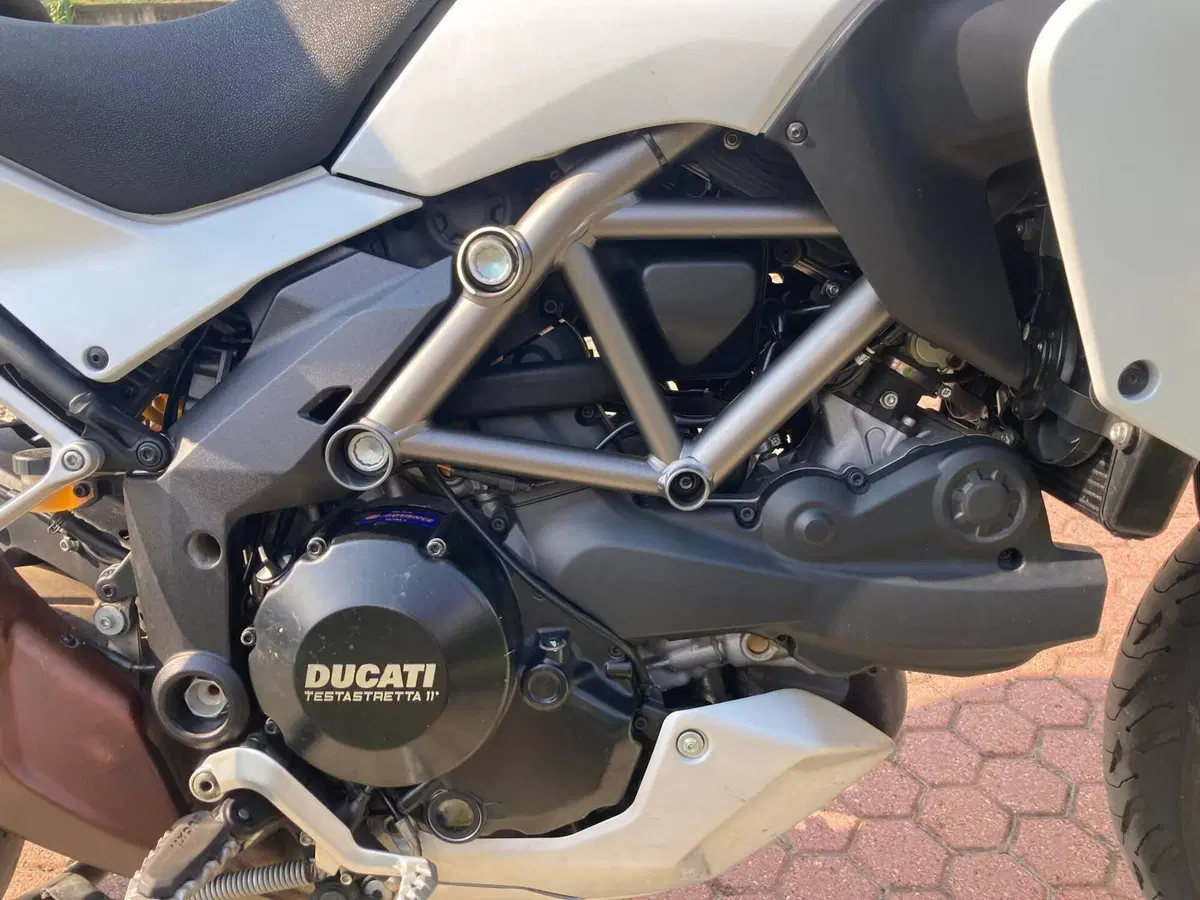 Ducati Multistrada 1200 S Touring (2010 - 12) (4)