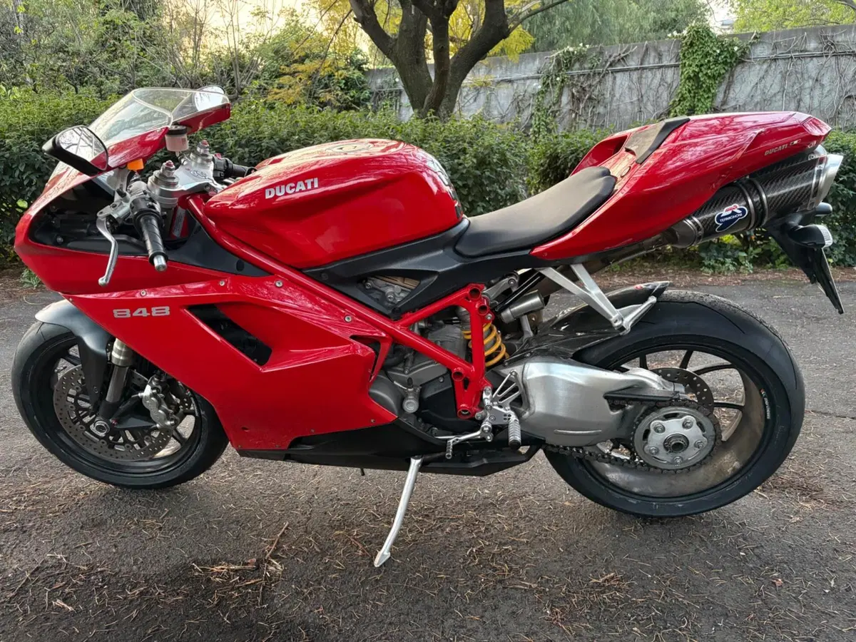 Ducati 848 (2007 - 13) (2)