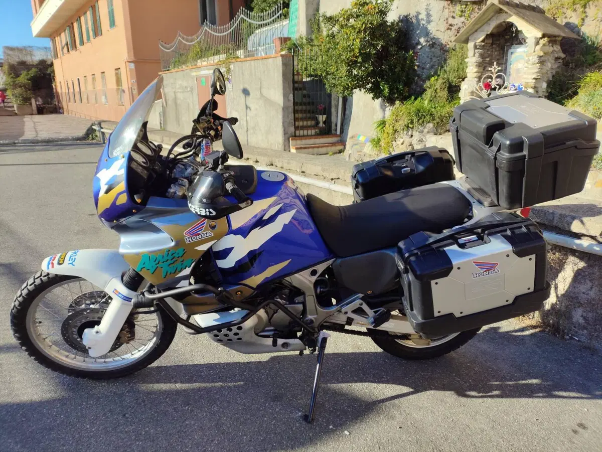 Honda Africa Twin XRV 750 (1996 - 02) (3)
