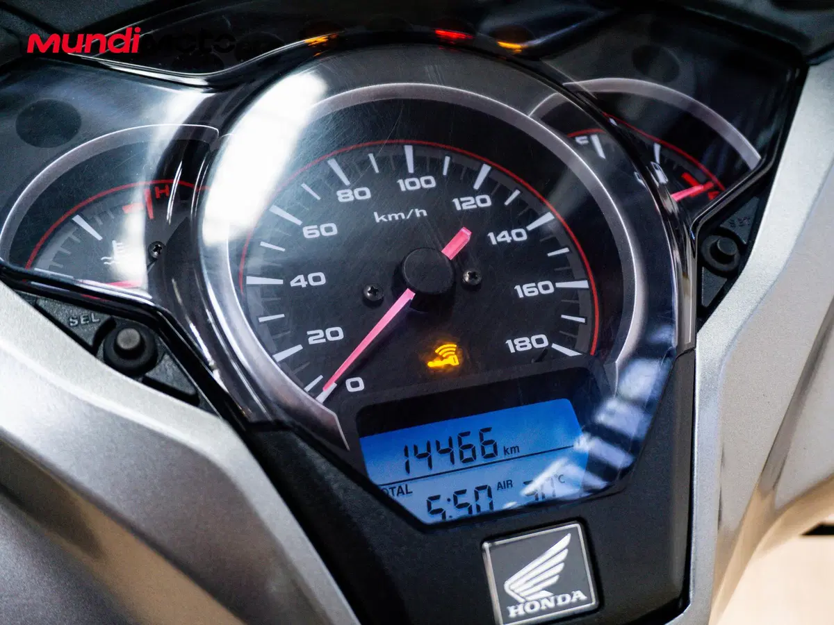 Honda SH 300 i ABS (2011 - 13) (12)