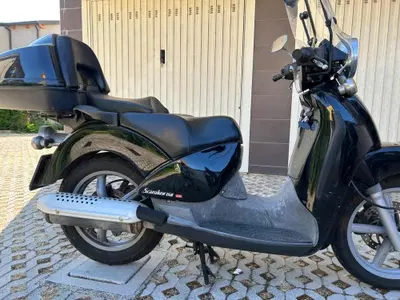 Aprilia Scarabeo 150 (1999 - 00) usata