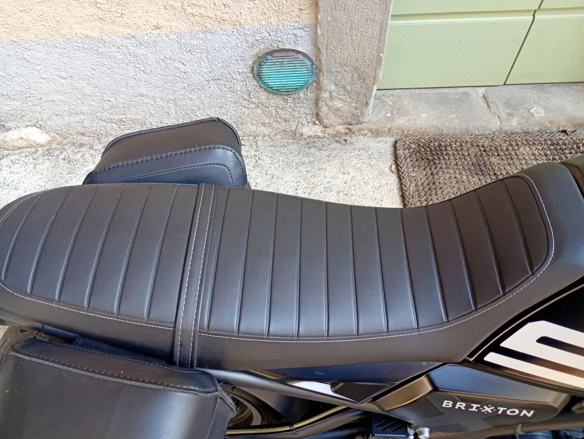 Brixton Motorcycles Crossfire 500 X (2021 - 26) (6)