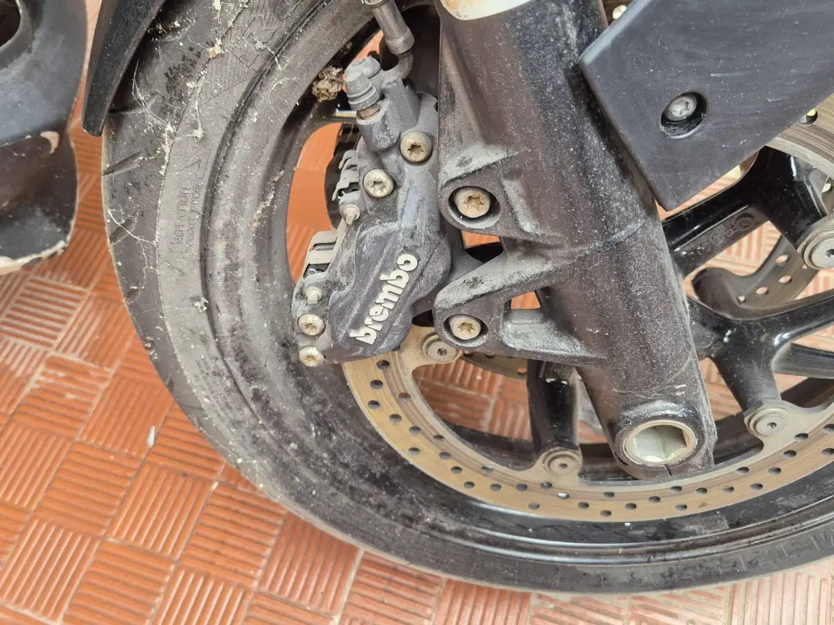 Bmw F 800 R (2009 - 11) (9)