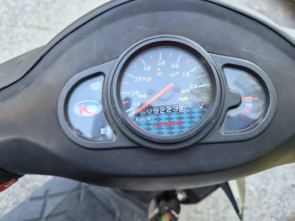 Kymco Agility 50 R12 ECS (2016 - 18) (3)