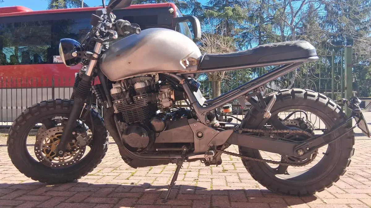 Kawasaki Z 750 (2003 - 06) (4)