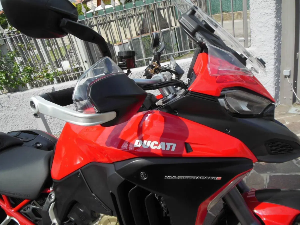 Ducati Multistrada V4 S (2021 - 24) (2)