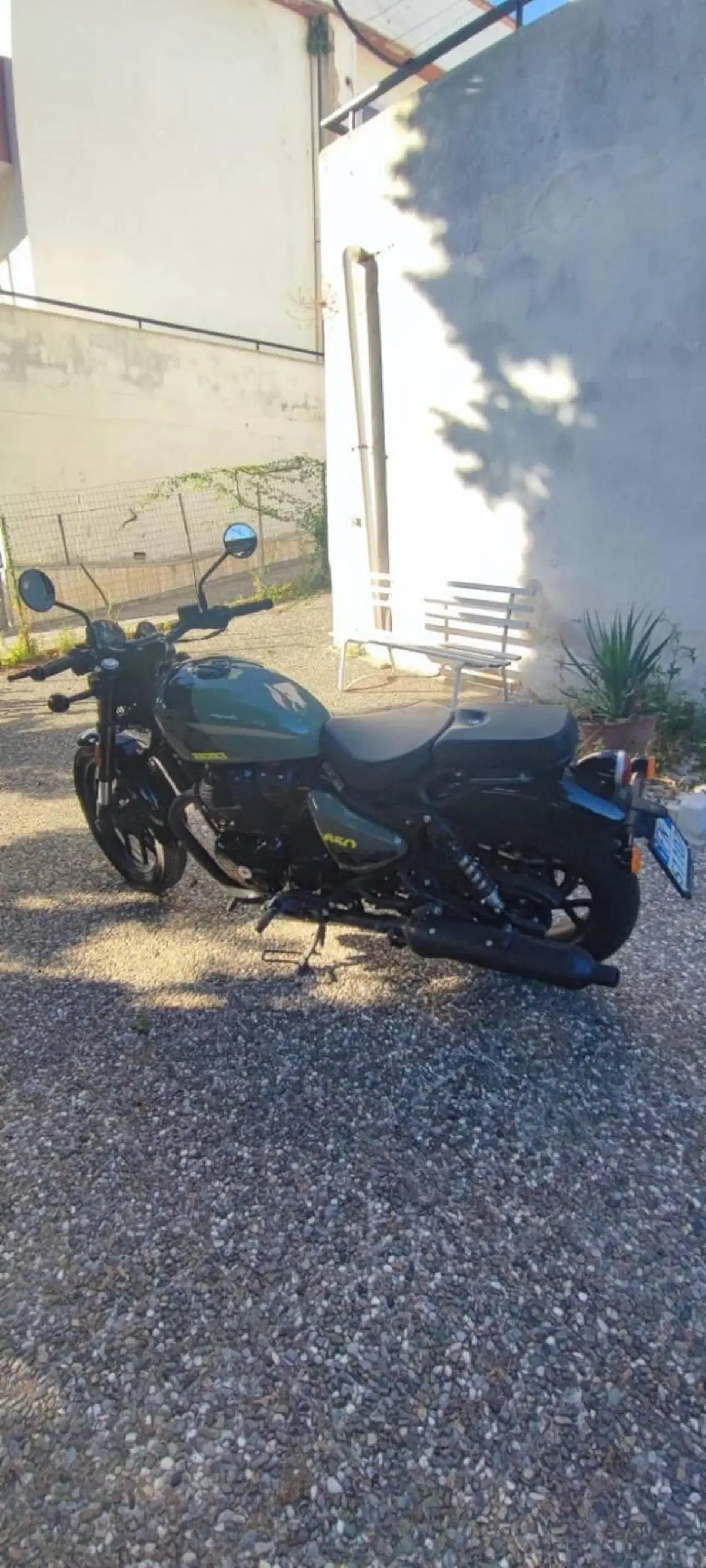 Royal Enfield Shotgun 650 (2024 - 26) (11)