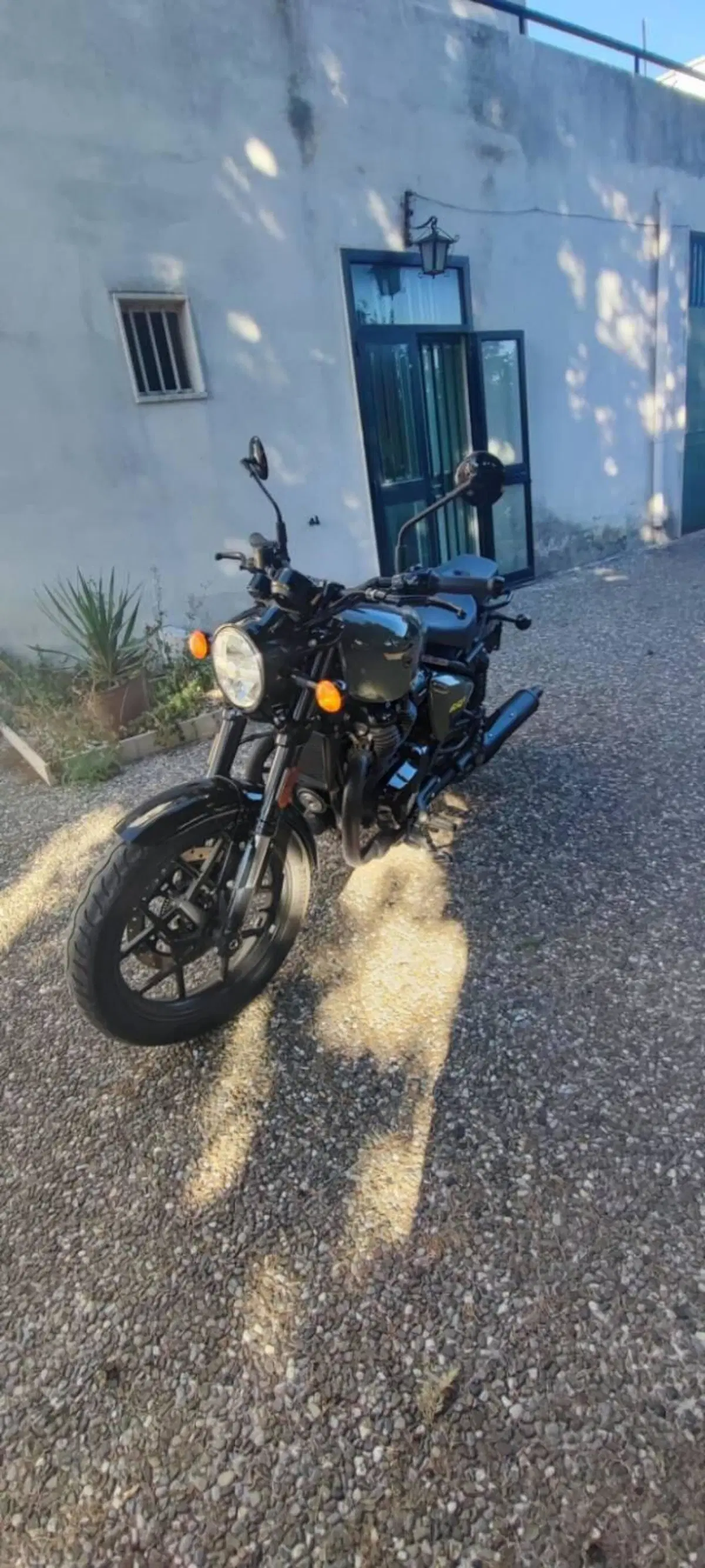 Royal Enfield Shotgun 650 (2024 - 26) (15)