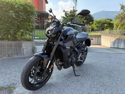 Yamaha MT-09 (2021 - 23) usata
