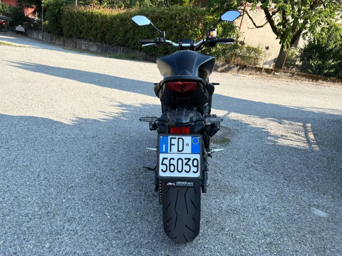 Yamaha MT-09 (2021 - 23) (7)