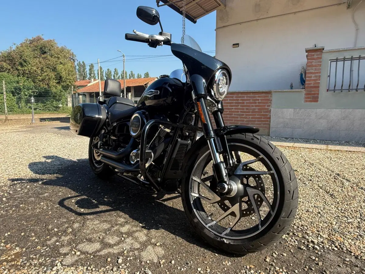 Harley-Davidson 107 Sport Glide (2018 - 20)