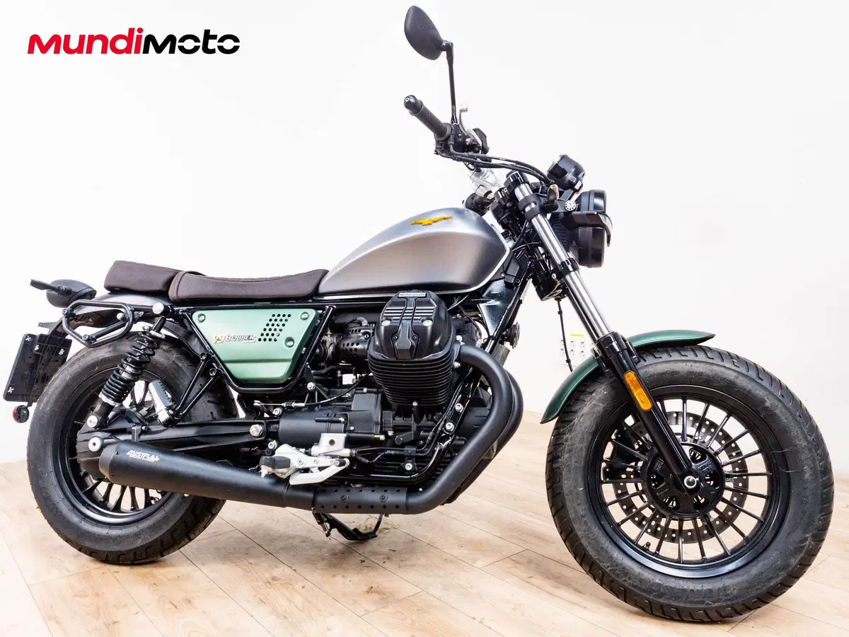 Moto Guzzi V9 Bobber Centenario (2021 - 22) (2)