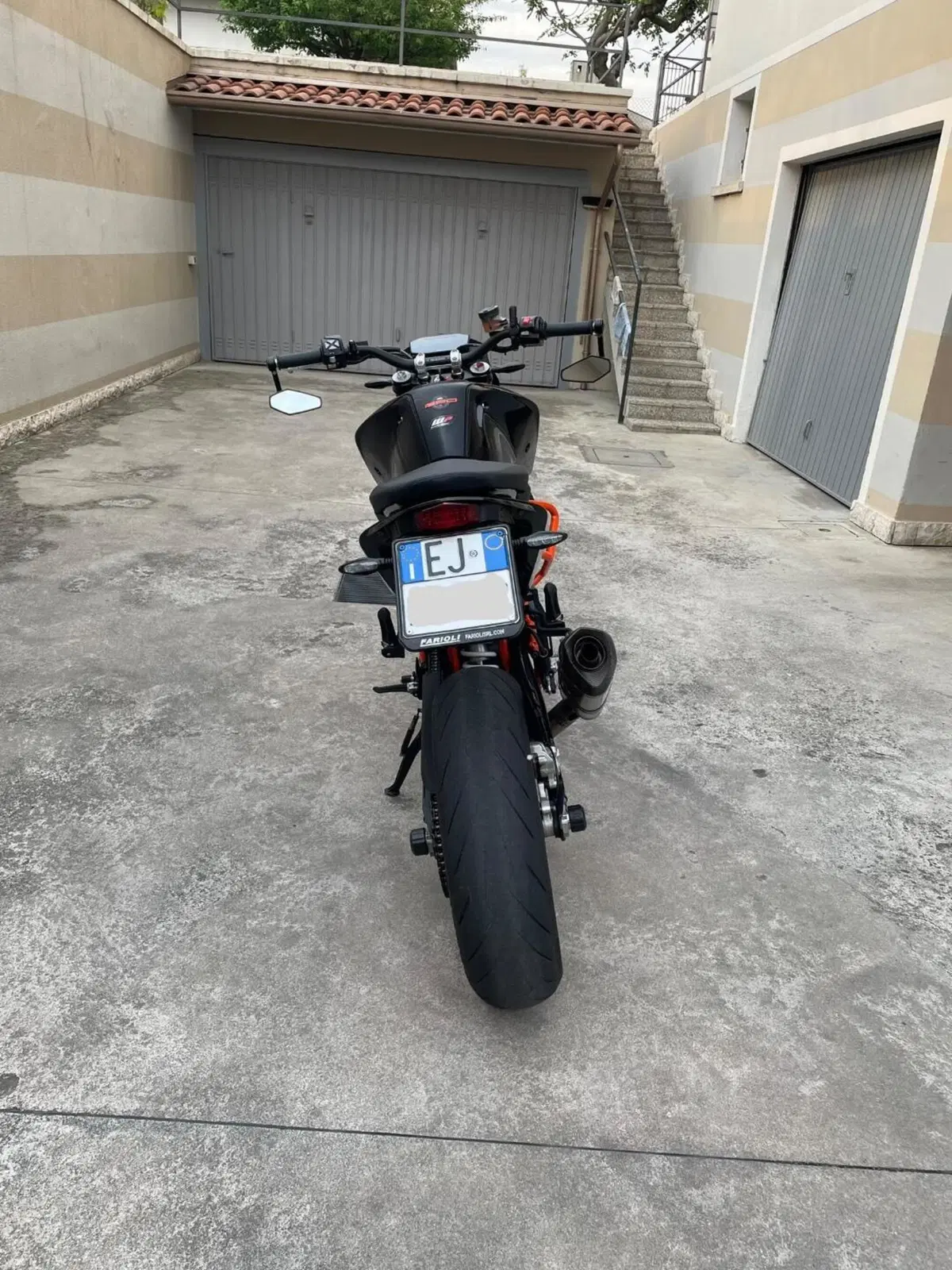 KTM 690 Duke R (2016 -17) (3)