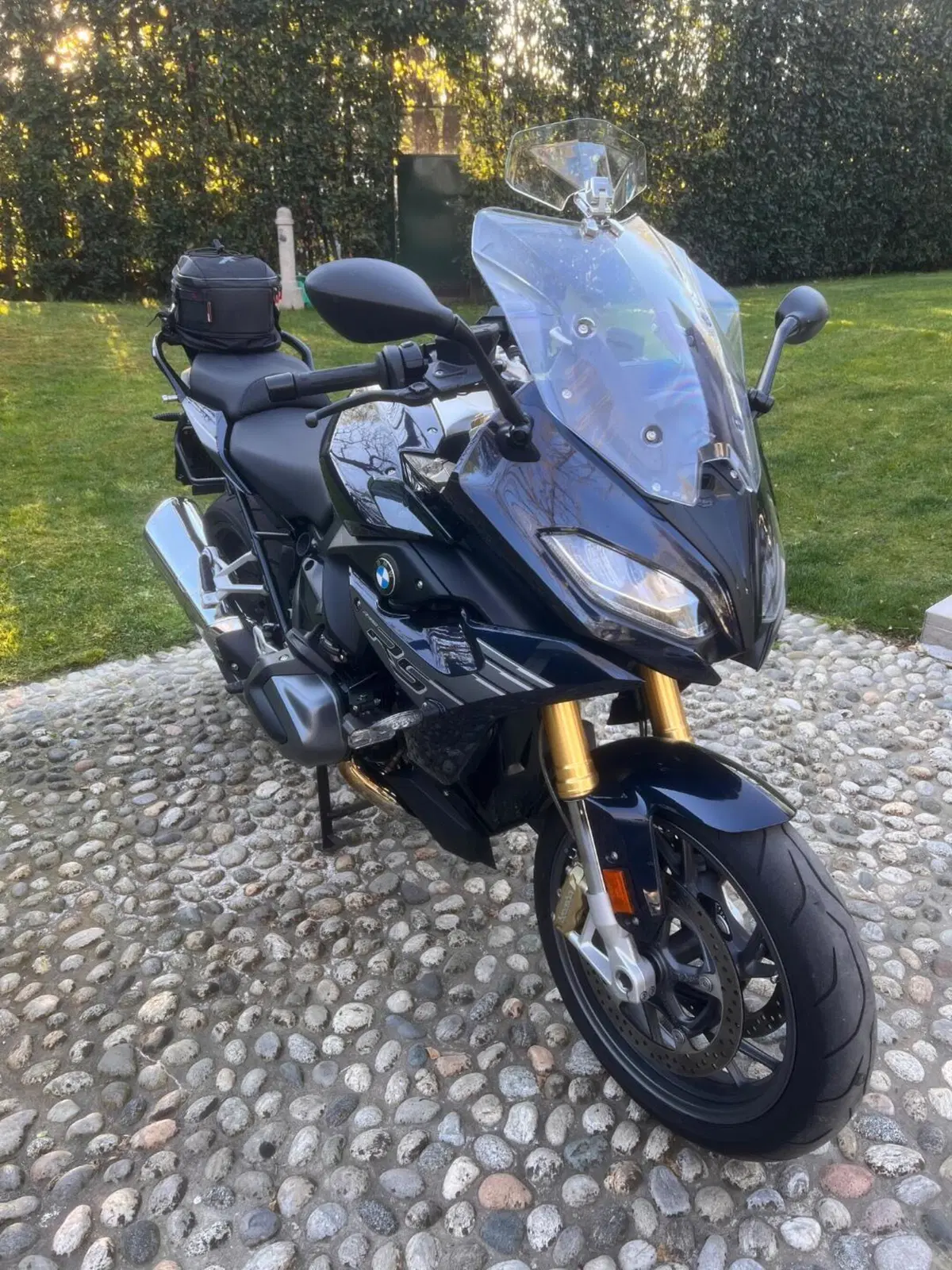 Bmw R 1250 RS (2021 - 25) (2)