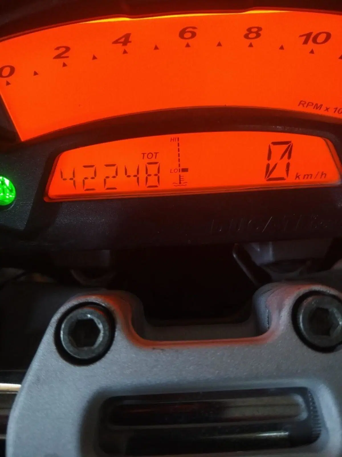 Ducati Monster 696 (2008 - 13) (6)