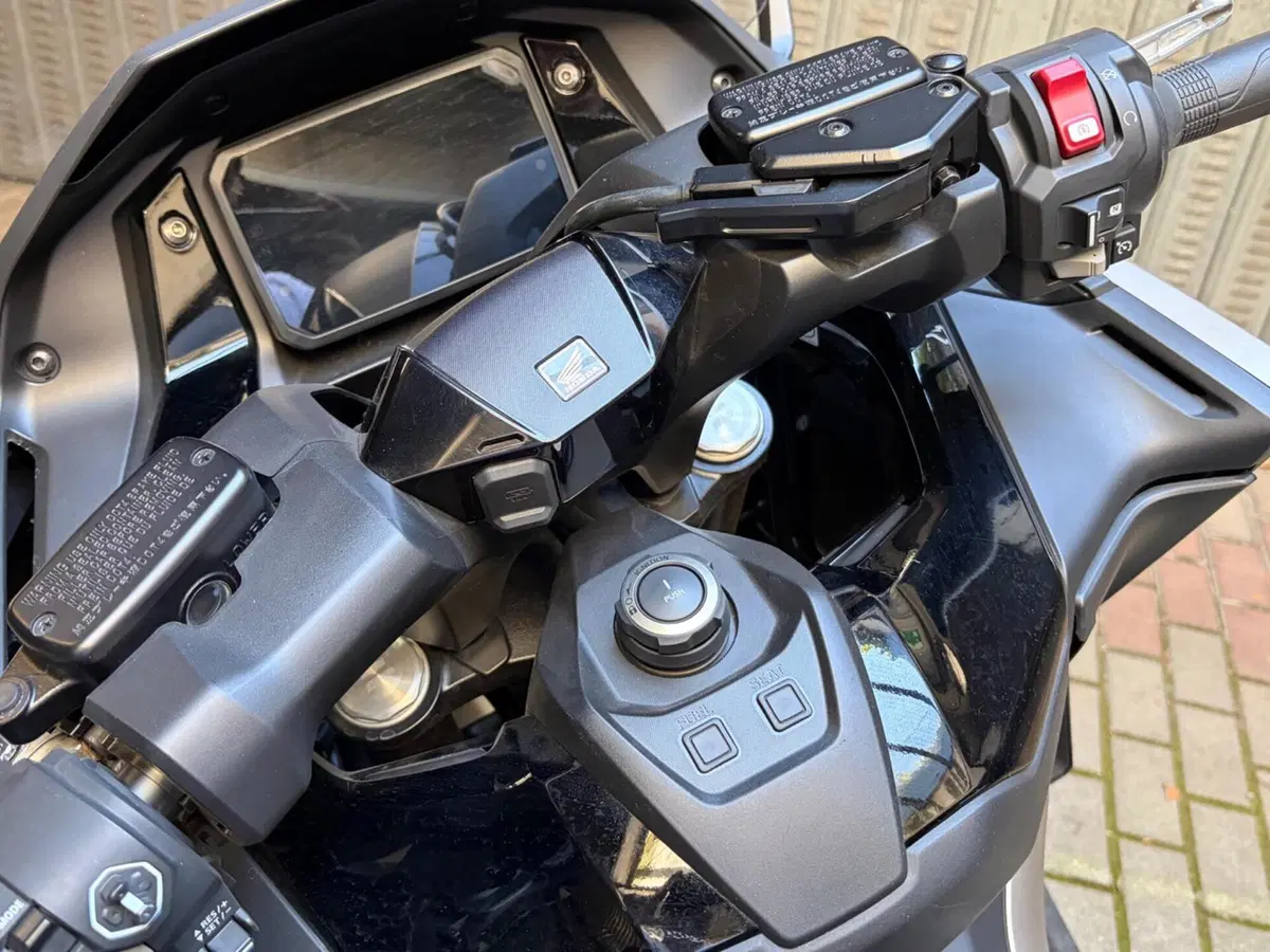 Honda Forza 750 (2025 - 26) (5)