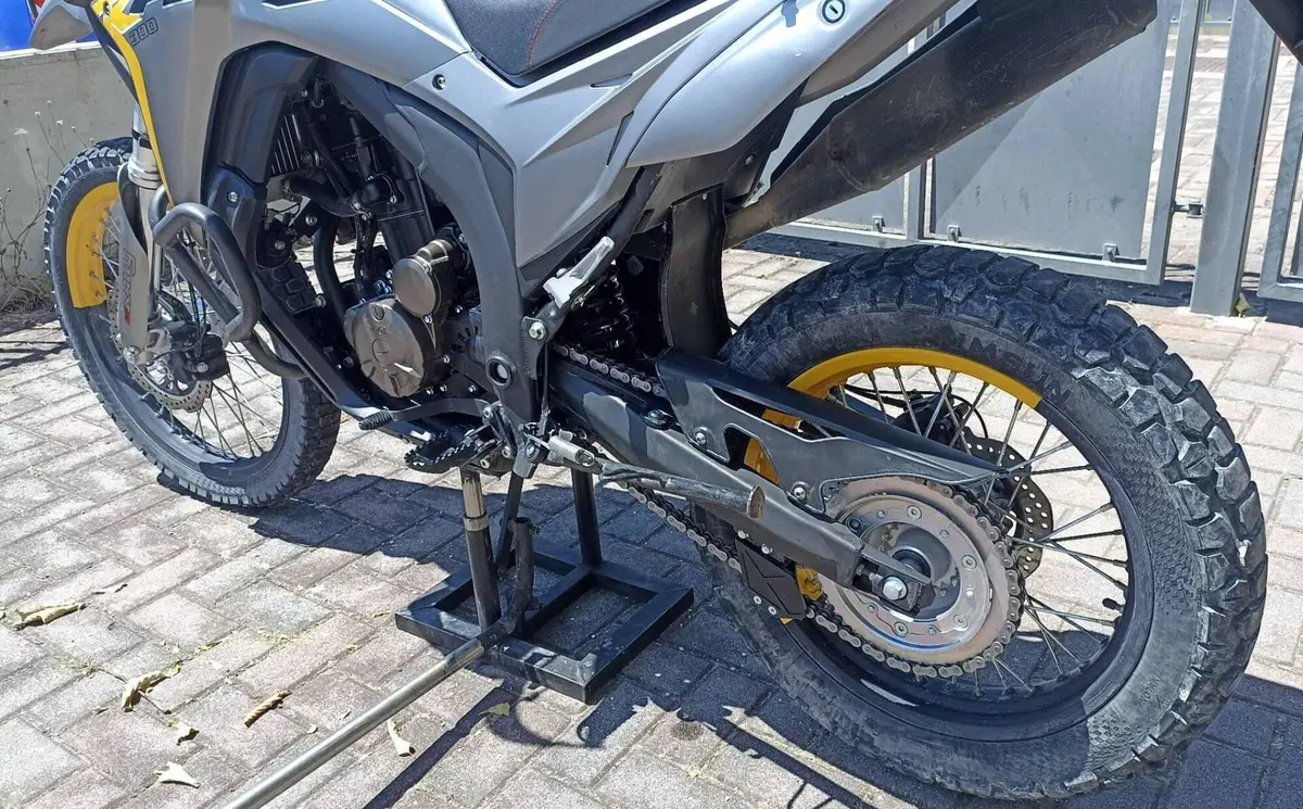 Voge Valico 300 Rally (2022 - 26) (11)