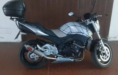 Suzuki GSR 600 (2006 - 11) usata