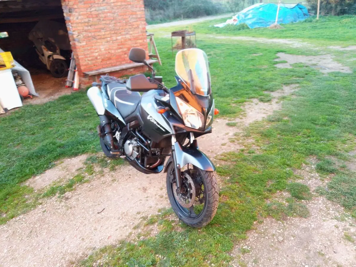 Suzuki V-Strom 650 Traveller (2006 - 11)