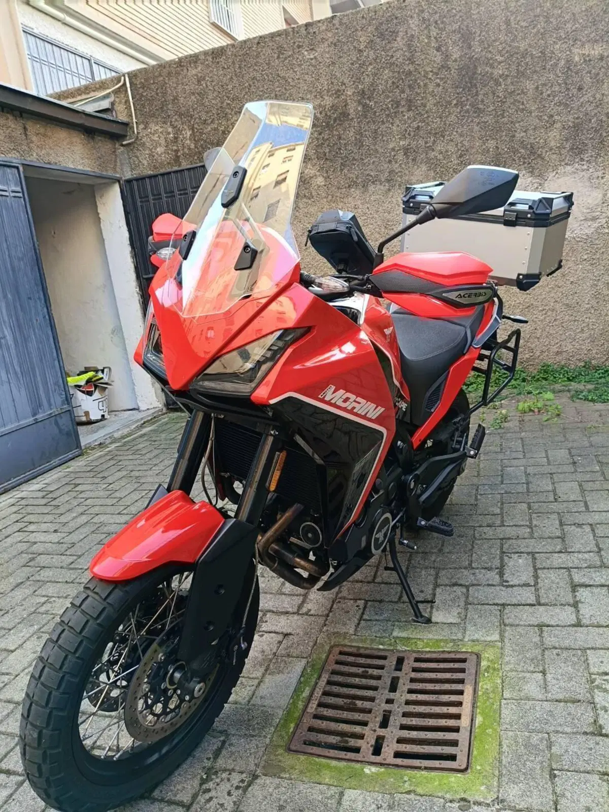 Moto Morini X-Cape 650 (2021 - 26) (2)