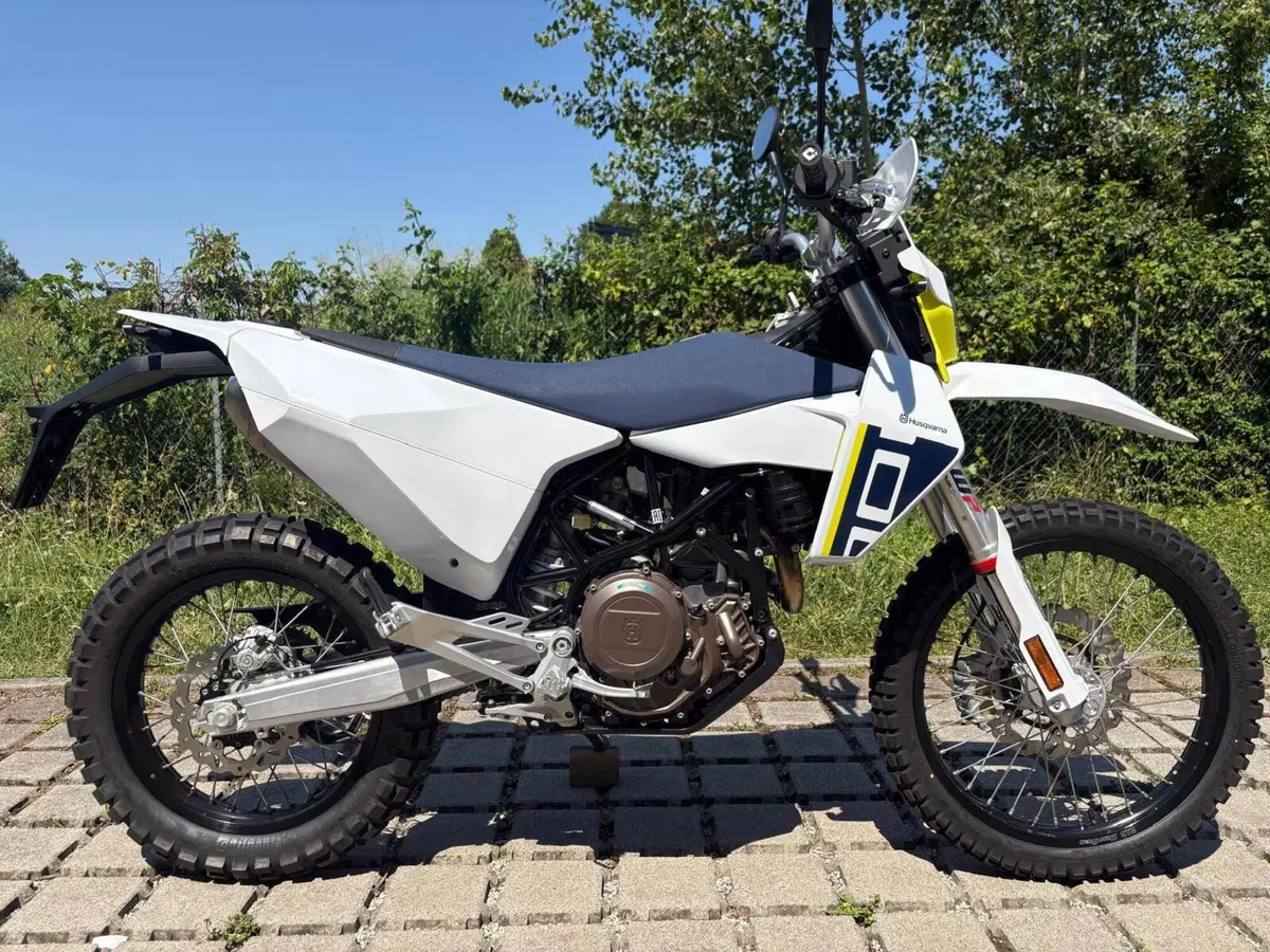 Husqvarna 701 Enduro (2026)