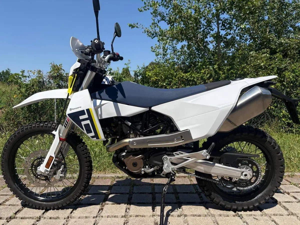 Husqvarna 701 Enduro (2026) (5)