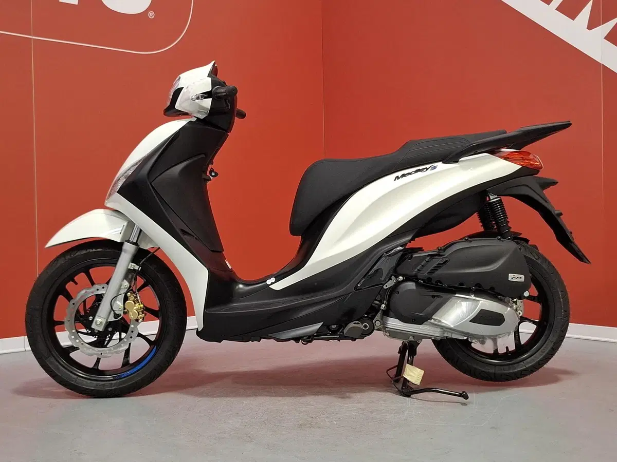 Piaggio Medley 125 S (2025 - 26) (5)