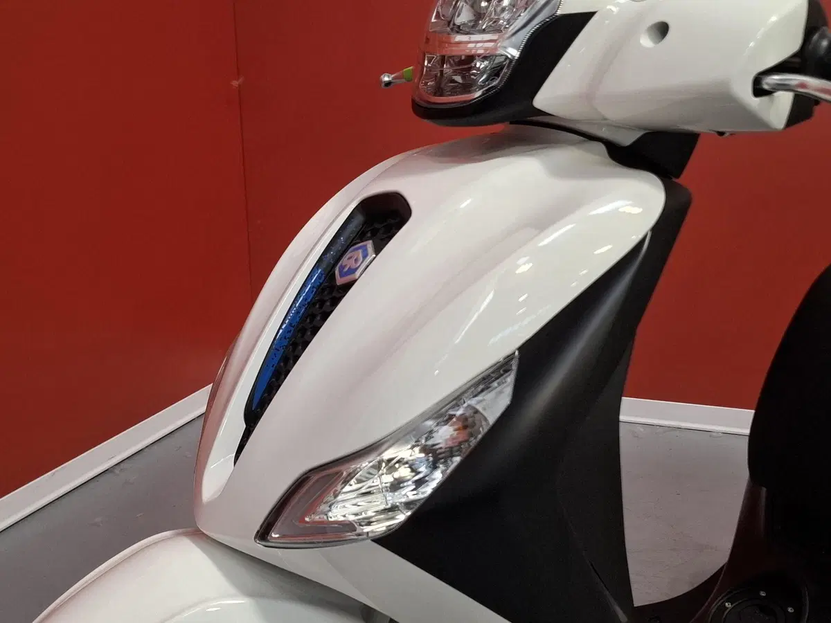 Piaggio Medley 125 S (2025 - 26) (7)